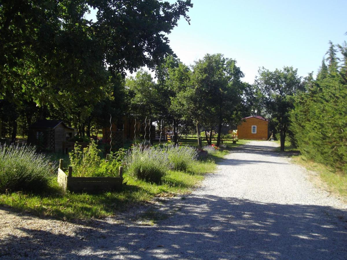 Chalet 4 Personnes Montolieu Dış mekan fotoğraf