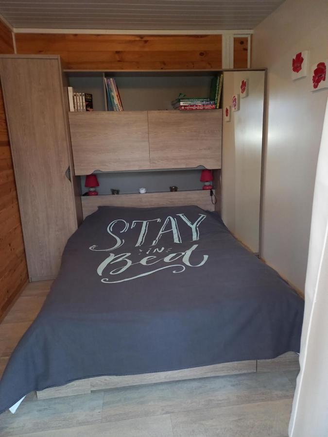 Chalet 4 Personnes Montolieu Dış mekan fotoğraf